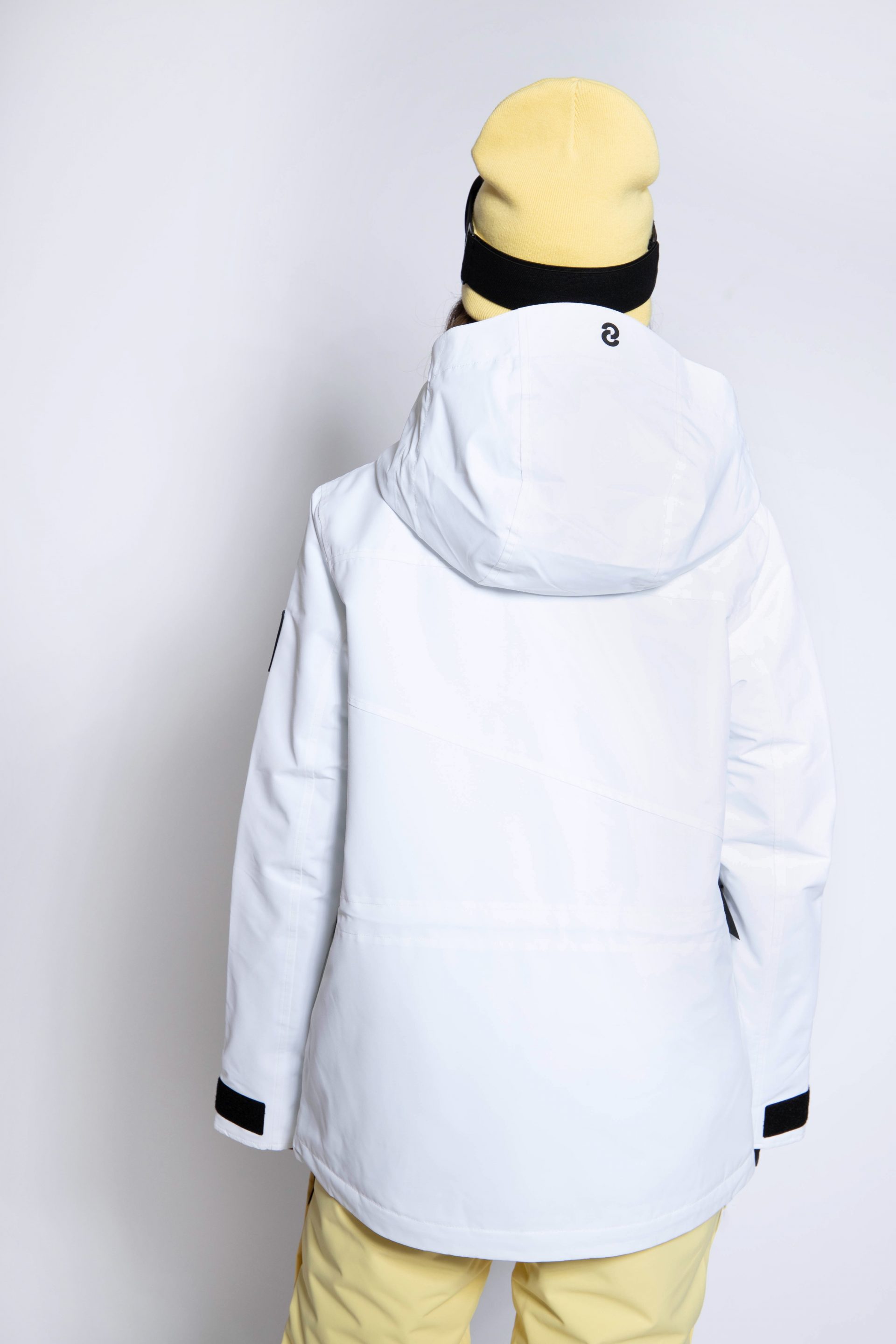 Aura Ski Jacket White - Women's